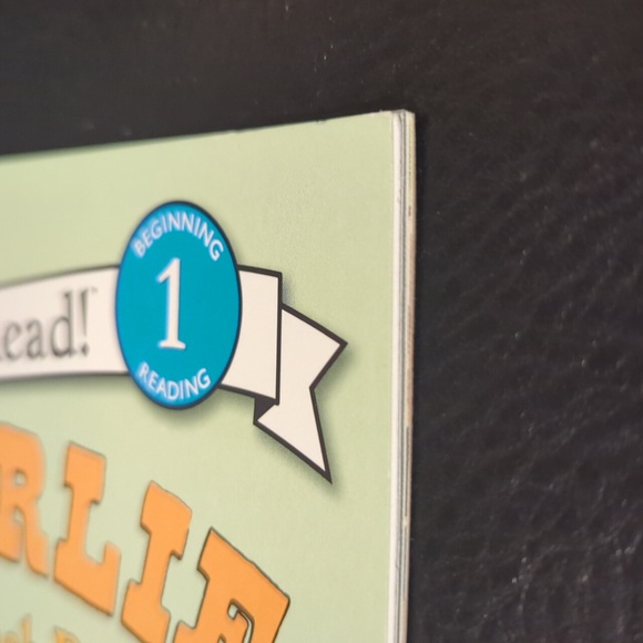 🍓 4/$20 I can read Level 1 Charlie The rach dog book - Picture 9 of 11